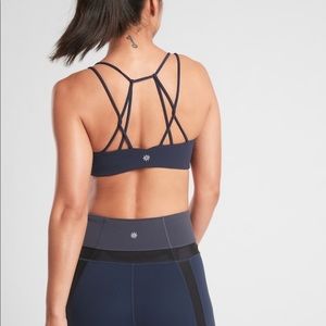 Athleta Breathe In Bra